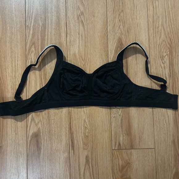 34C Lululemon Ta Ta Tamer II Hyper Stripe Angel Wing Bra Logo Black White EUC - Picture 5 of 5